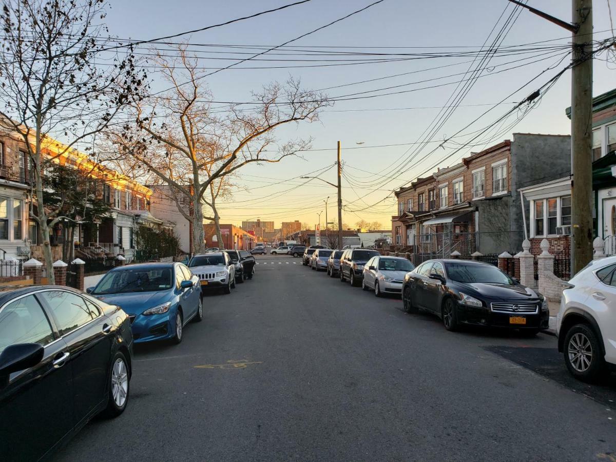 Brooklyn 3 Bedroom 1 Bathroom 8 Minutes To Subway 30 Minutes To Manhattan New York Exterior photo