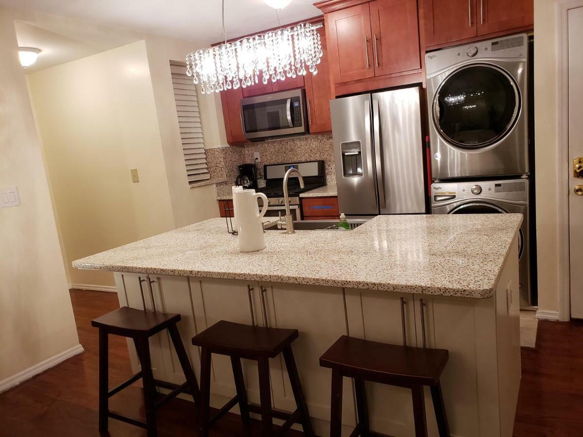 Brooklyn 3 Bedroom 1 Bathroom 8 Minutes To Subway 30 Minutes To Manhattan New York Exterior photo